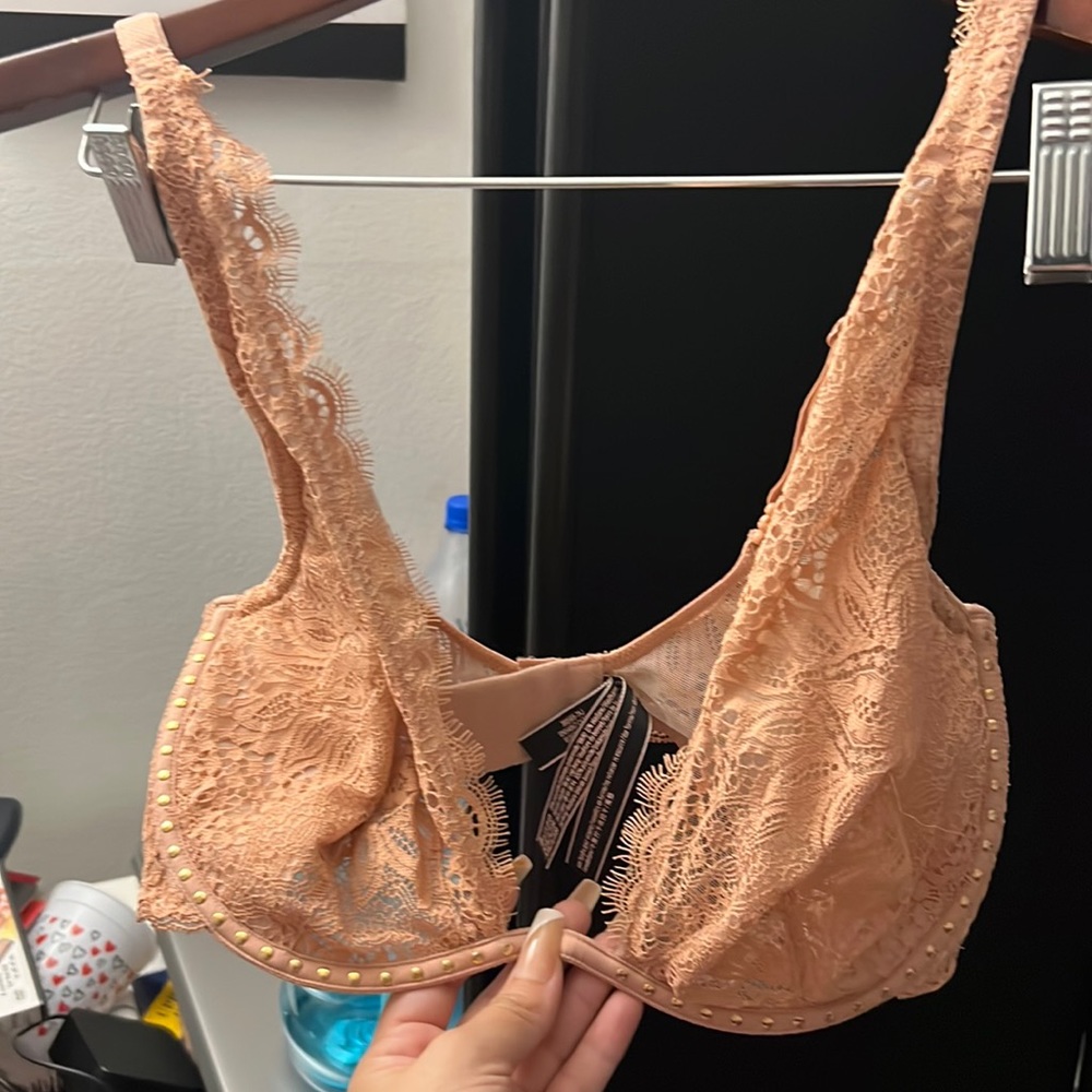 Bra